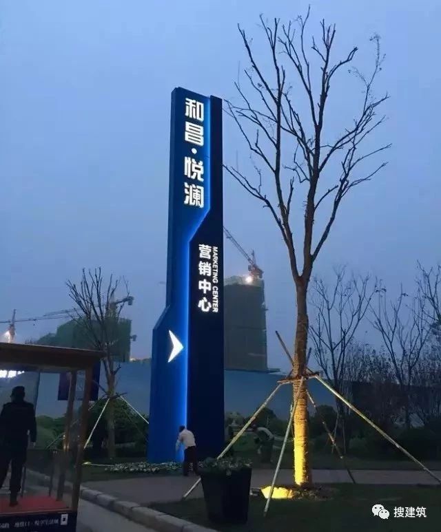 103.jpg